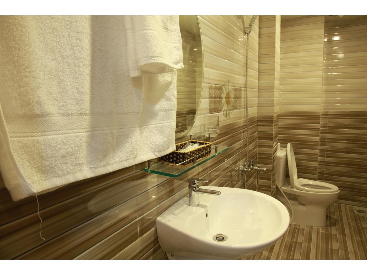 Thanh Nhan Hotel Дананг Экстерьер фото