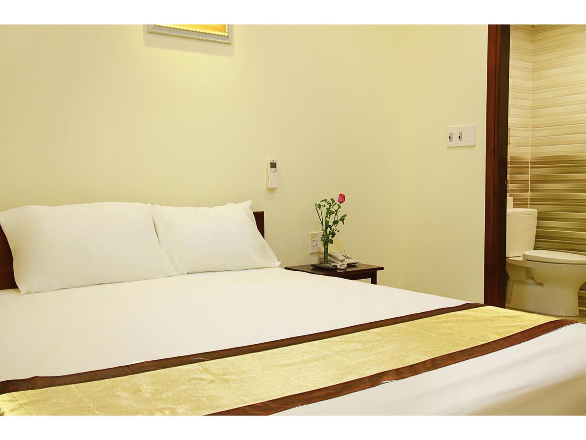 Thanh Nhan Hotel Дананг Экстерьер фото