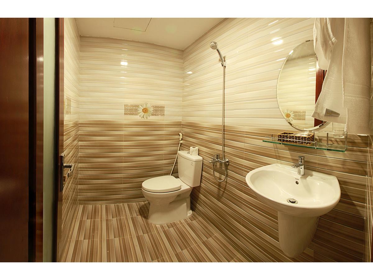 Thanh Nhan Hotel Дананг Экстерьер фото