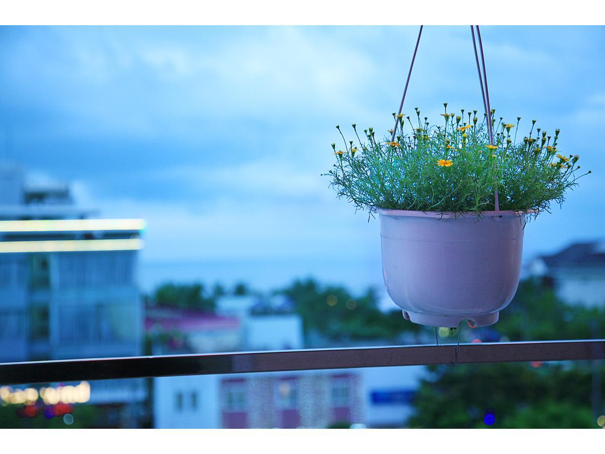 Thanh Nhan Hotel Дананг Экстерьер фото